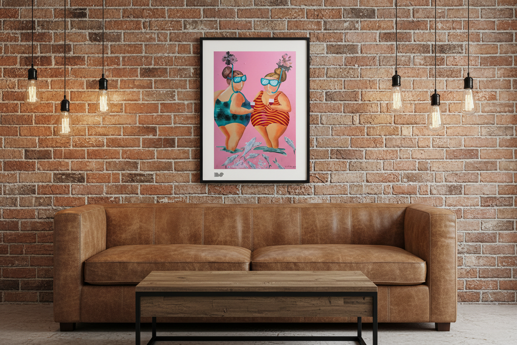 Mockup A3 vertical corregido - Dos mujeres fondo rosa