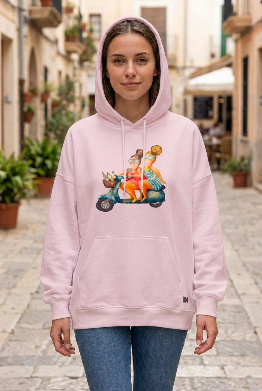 Mockup de la noia amb la dessuadora oversize rosa clar